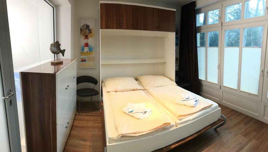 Exclusive Fewo In Warnemuende, 150M To The Beach, 2 Bathrooms, 2 Bedrooms, Sauna, Wifi And Much More. Rostock Buitenkant foto