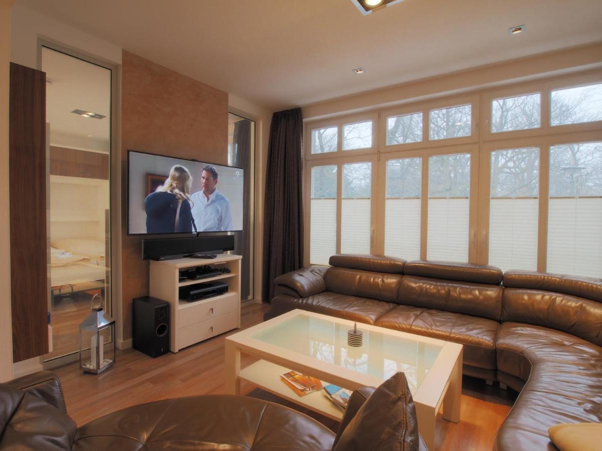 Exclusive Fewo In Warnemuende, 150M To The Beach, 2 Bathrooms, 2 Bedrooms, Sauna, Wifi And Much More. Rostock Buitenkant foto