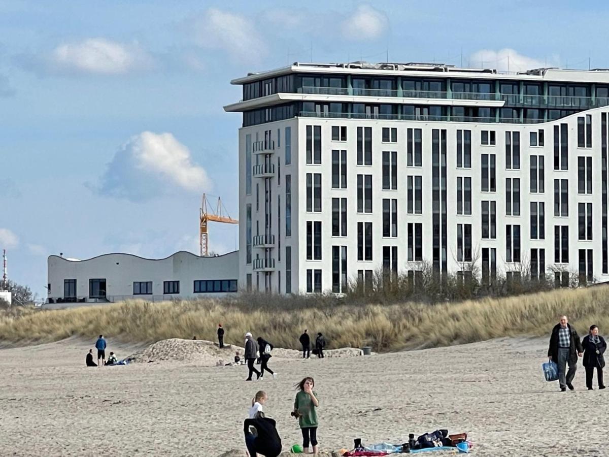 Exclusive Fewo In Warnemuende, 150M To The Beach, 2 Bathrooms, 2 Bedrooms, Sauna, Wifi And Much More. Rostock Buitenkant foto